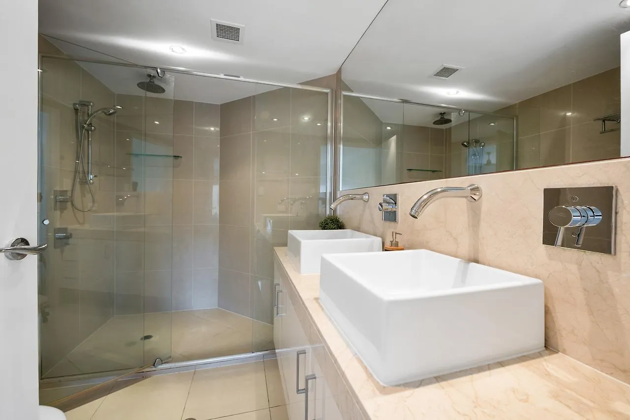 Townhouse 250M To The Beach Alexandra Headland Australia