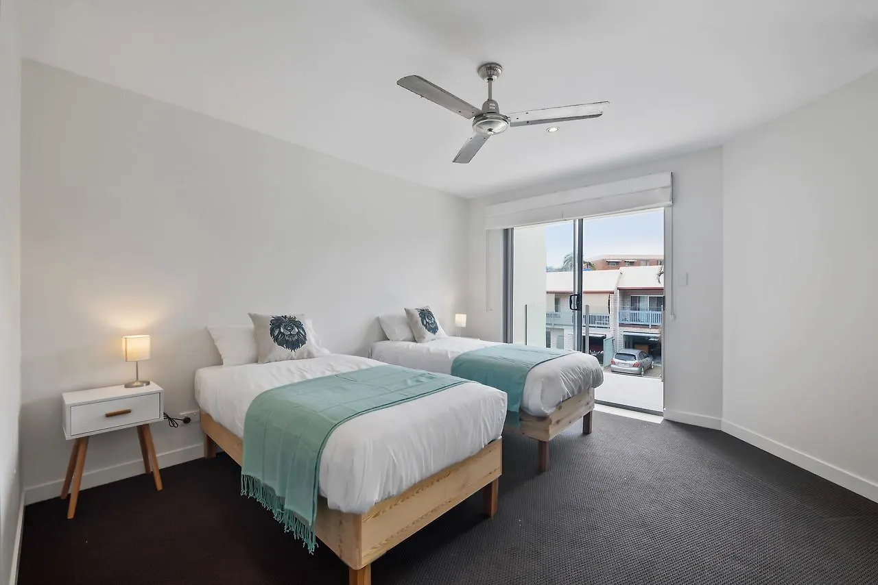 Townhouse 250M To The Beach Alexandra Headland Australia